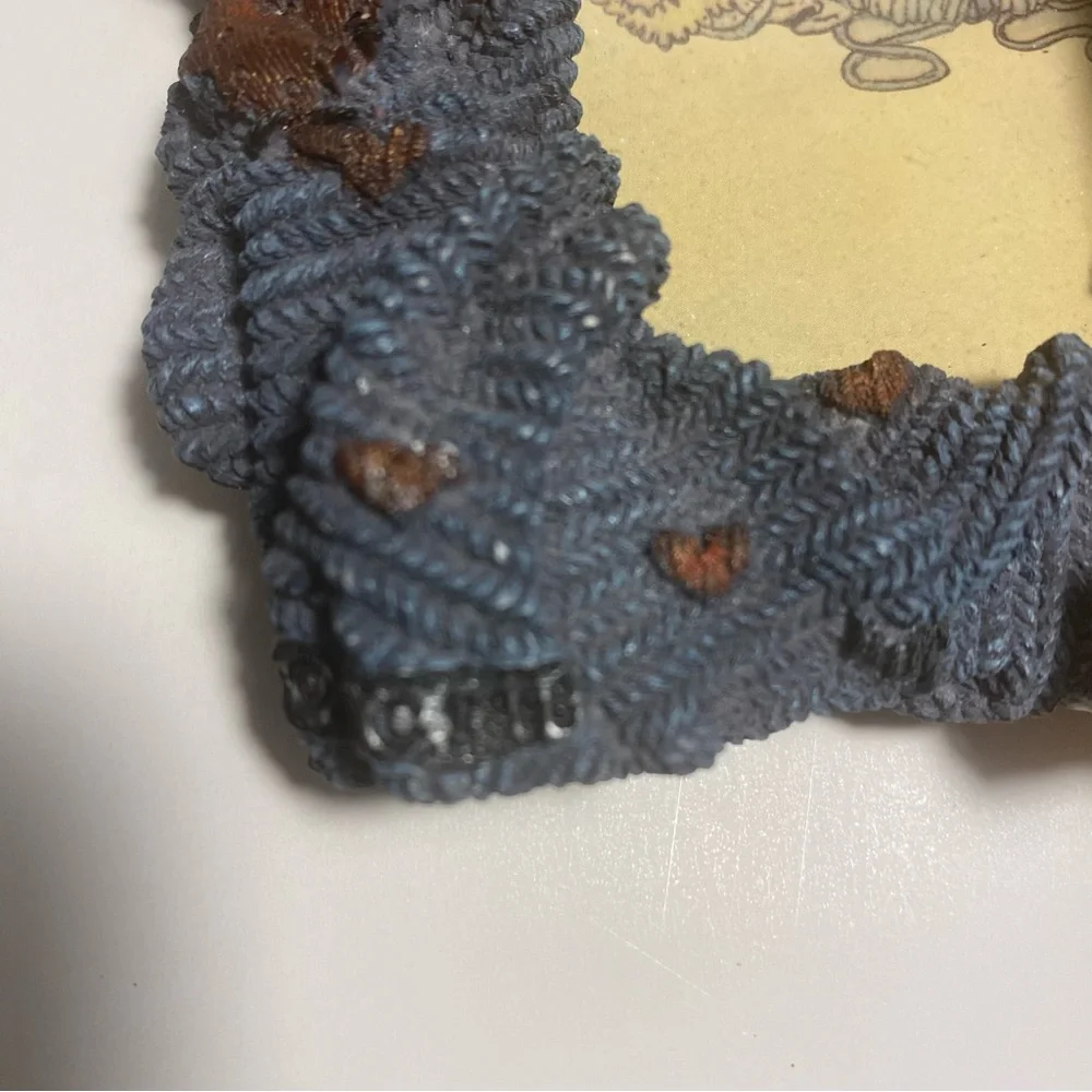 Vintage NIB Frame, Knitting Kittens, Folkstone Collection